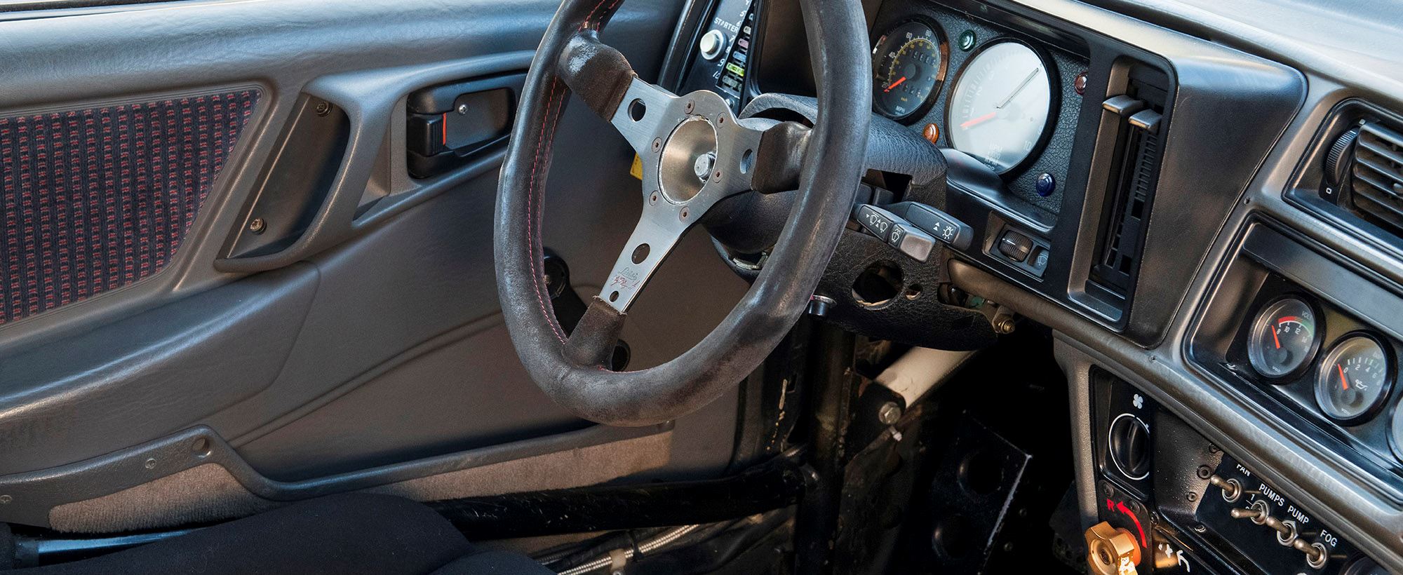 Ford Sierra RS Cosworth 041.jpg