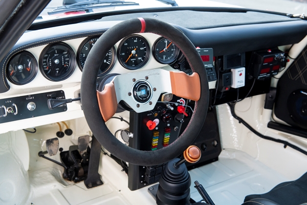 Porsche 911 Rally 037.jpg