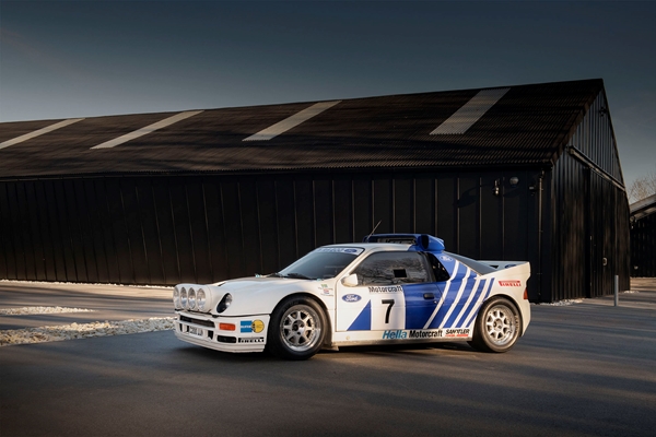 Ford RS 200 011.jpg